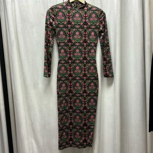 Rose print body con stretch midi dress base color is wine